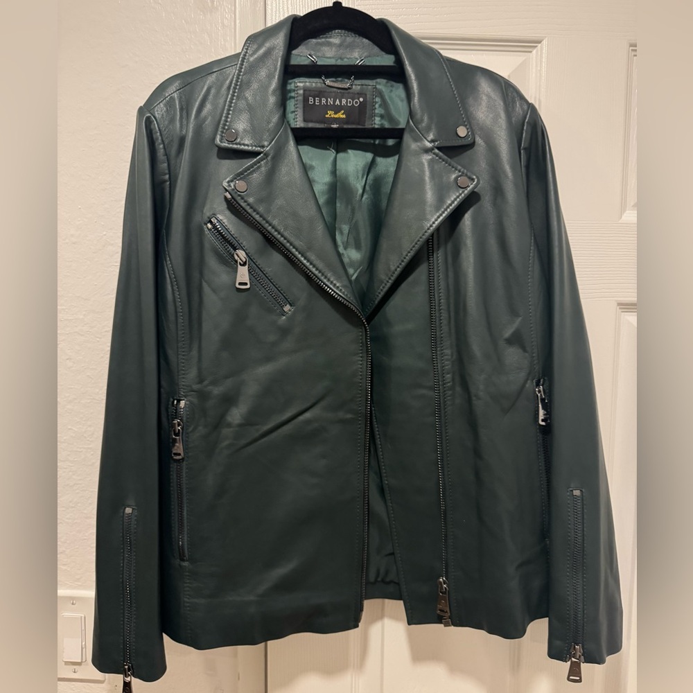 NEW! Bernardo Women Forest Green Leather Jacket 1X